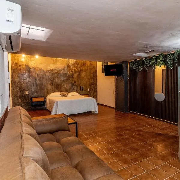 Suite Subterránea 2P con HVAC, Chapalita 6, hotel in Guadalajara