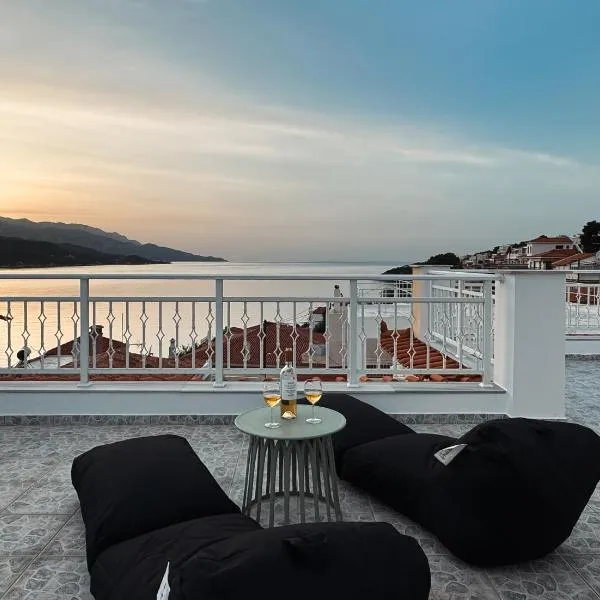 Luna, hotel Számoszban