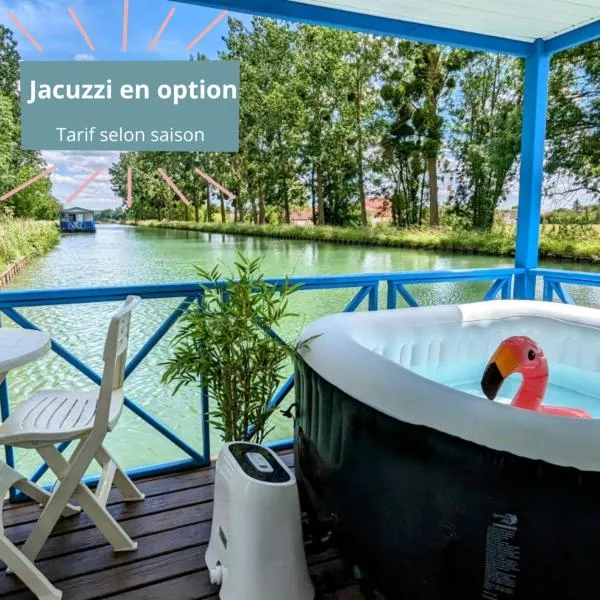 Cottage flottant terrasse gamme supérieure option jacuzzi proche Dijon, khách sạn ở Ouges