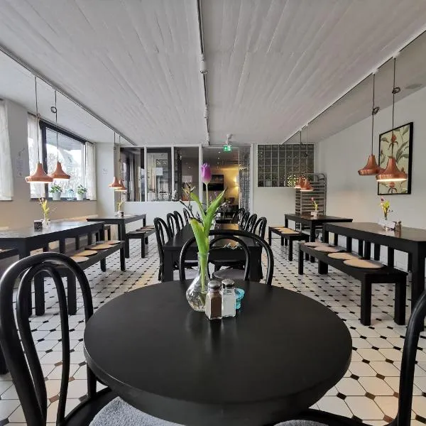 2Home Hotel Gävle, khách sạn ở Gävle