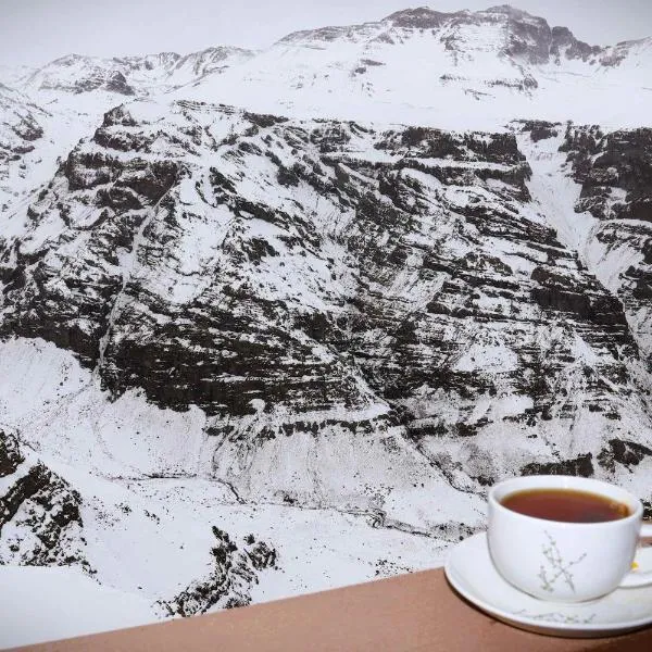 HOM I Departamento en Valle Nevado Amplio Dúplex 6PAX SKIOUT, hotel u gradu Farellones