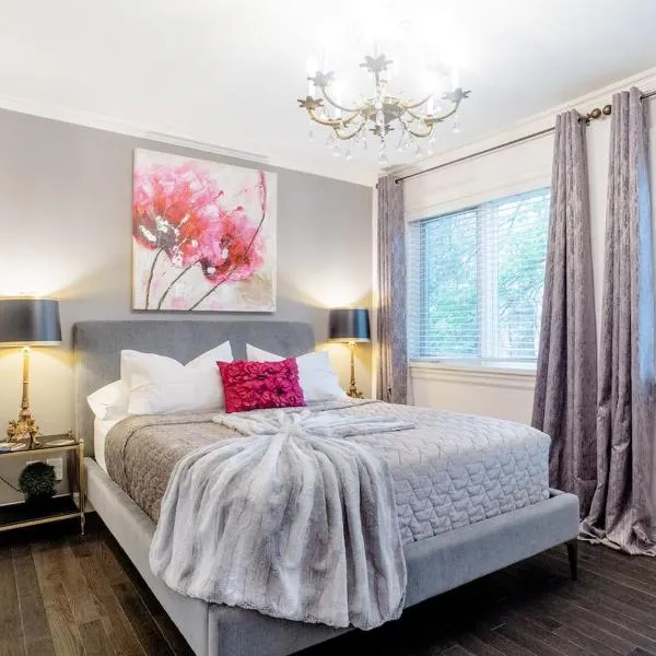 Downtown Luxury Victorian Retreat, hotel v destinaci Toronto