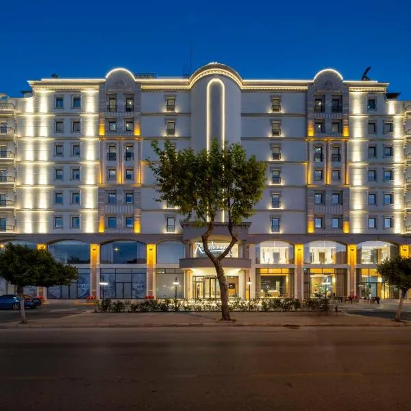 Radisson Hotel Mersin، فندق في مرسين