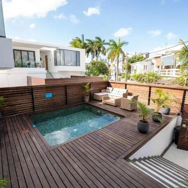 Rocky 01 Perebere Beach 100M, Hotel in Grand Baie