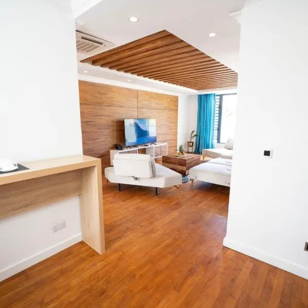 Rocky 02 Perebere Beach 100M, Hotel in Grand Baie