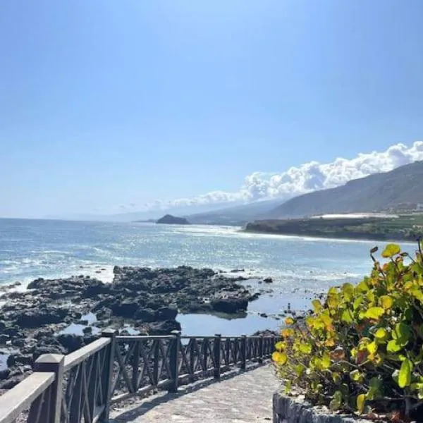 Casa Vacacional Nona, ξενοδοχείο σε Caleta de Interián