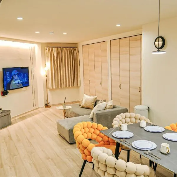 最大19人一棟貸切4Bed rooms福島，位于大阪的酒店