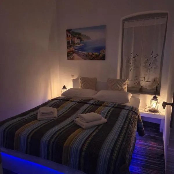 Olga's House Kythnos，基席諾斯的飯店