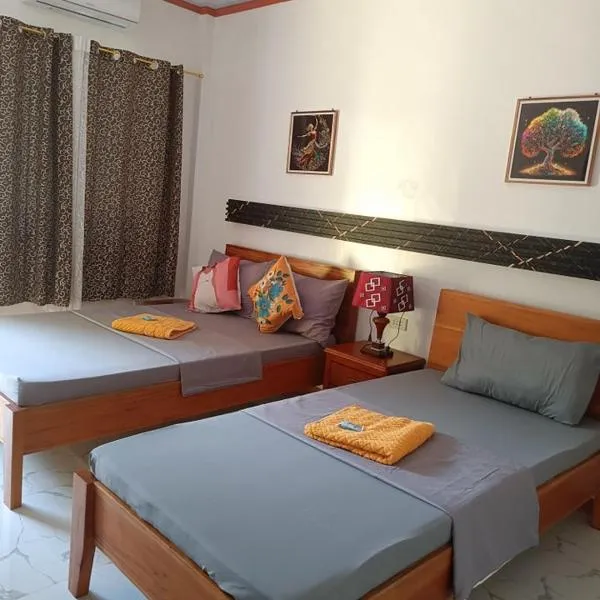 Alona J&J Tourist Inn，位于邦劳的酒店