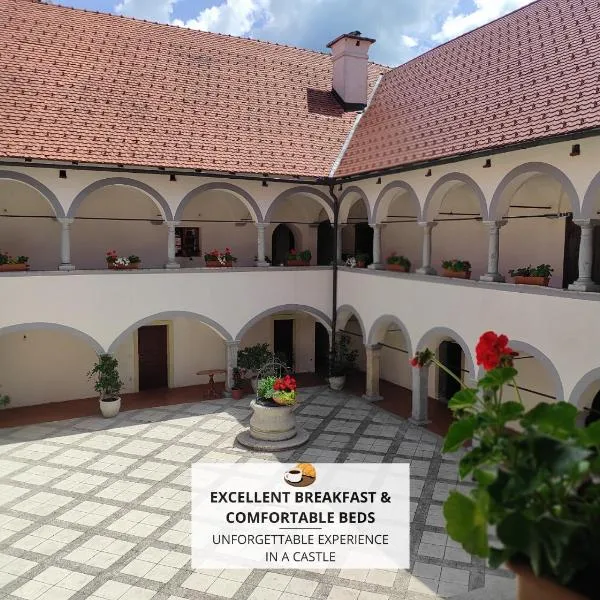 Grad Tuštanj, Hotel in Moravče