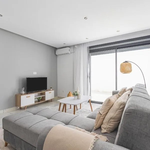 Appartement coquet de 3 pièces à Birkhadem, hotel a Birkhadem