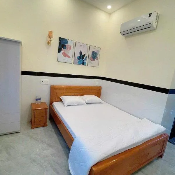 Nhà Nghỉ Phát Lợi, hotel u gradu Ki Nhon