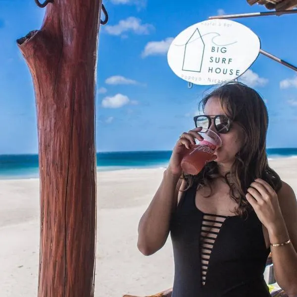 Big Surf House, hotel v destinaci Popoyo