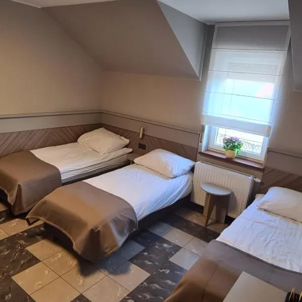 Pokoje Gościnne Gum-Bar, hotel in Biskupice