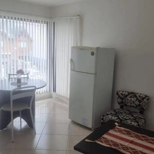 Departamento de 1 Dormitorio con Sala Estar, hotel en Río Grande