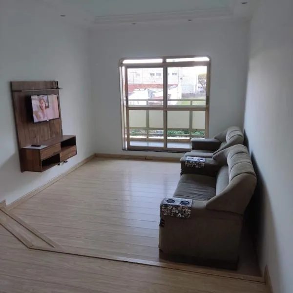 Viesnīca Apartamento mobiliado para até 9 pessoas pilsētā Ribeiranpretu