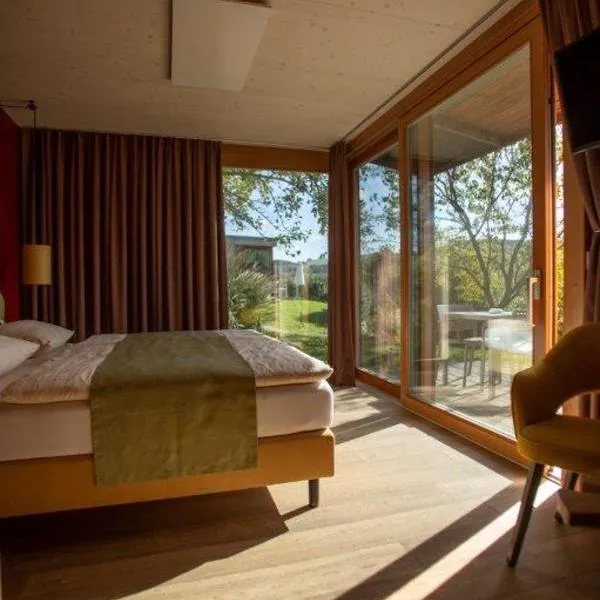 Triad Wiener Alpen Bett DZ, hotel in Bad Schönau