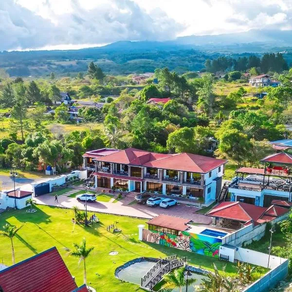 Luxury Canyon Suites, hotel in Boquete