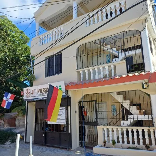 Dona Beba Guesthouse, hotel in La Caleta