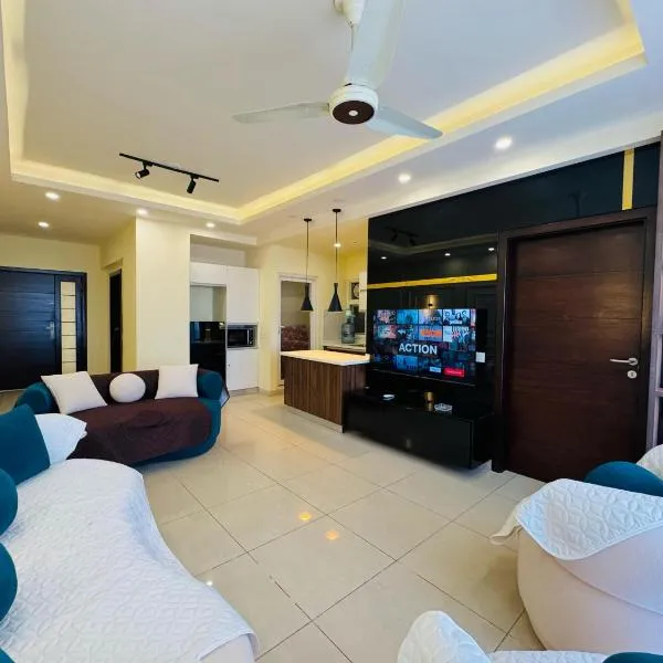 The platinum penthouse infront of Centaurus, hotel in Islamabad