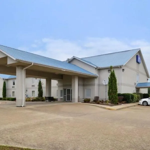 Comfort Crest Inn Smackover, hotel u gradu Smackover