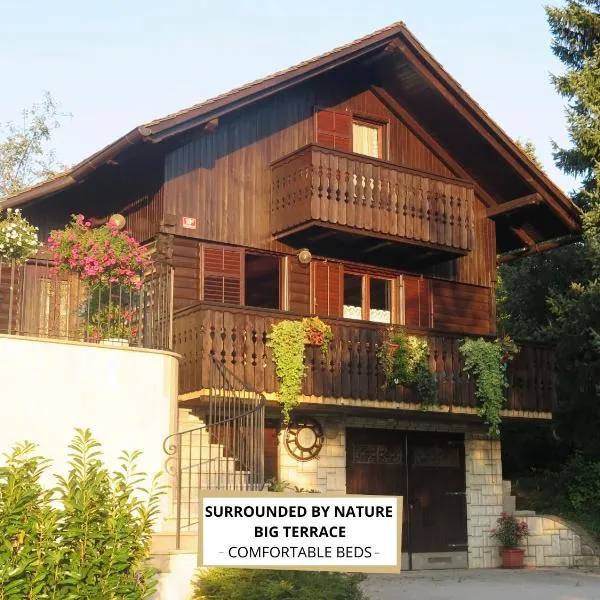 Sunset Chalet, Hotel in Škofljica