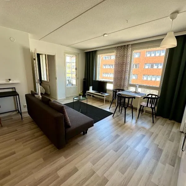 Modern two-room flat with balcony near metro, hotel di Helsinki