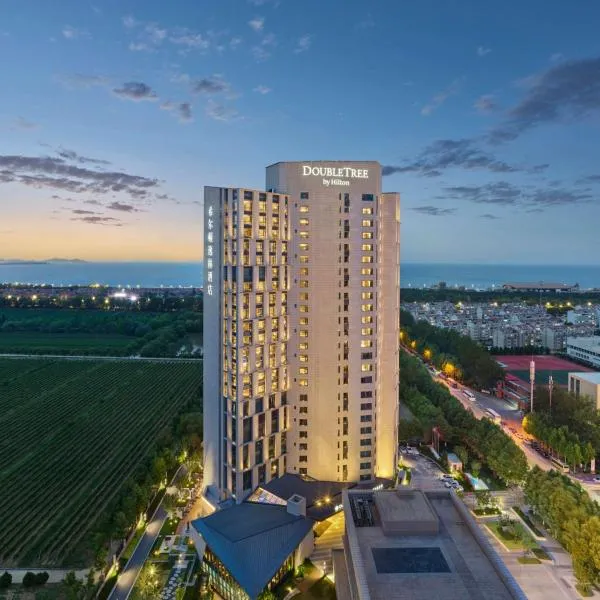 Doubletree By Hilton Yantai Golden Coast Hotel & Suites, hotel in Yantai