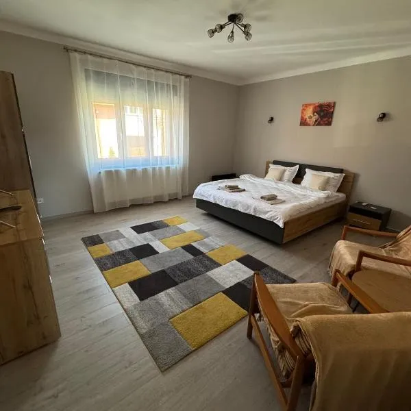 Kyuka House, hotel v destinaci Arad