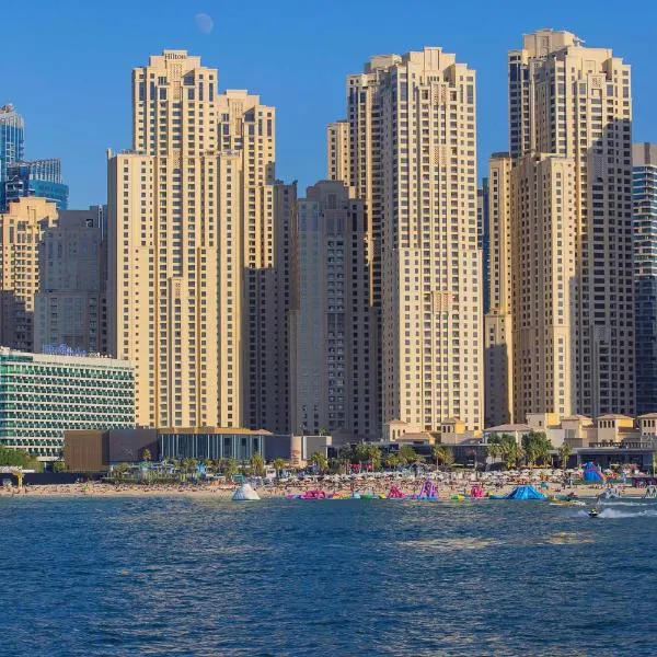 Hilton Dubai The Walk, hotel en Dubái