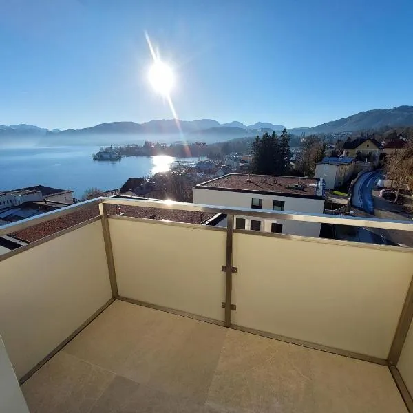 "Schloss Ort Blick" Apartment, hotel in Gmunden
