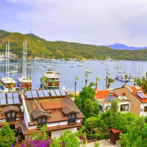 Royalis Boutique Suites、フェティエのホテル