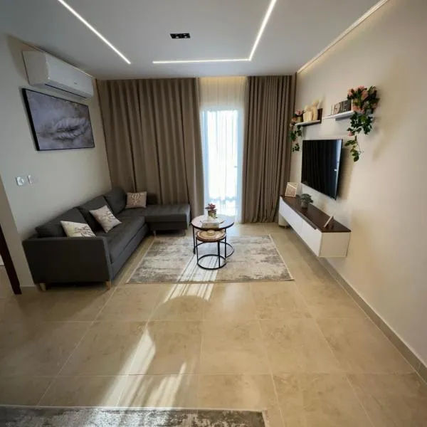 Luxurious apartment in Madinaty, new Cairo city front of Carrefour, Hotel in Madinaty
