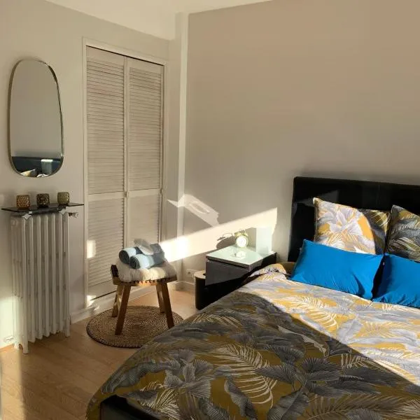 Appartement cosy - Paris La Défense, hotel in Courbevoie
