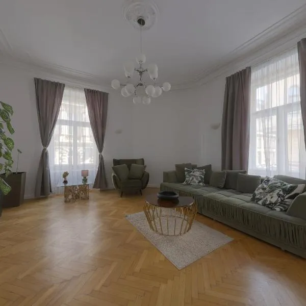 Beautiful condo at the Old Town, ξενοδοχείο στην Μπρατισλάβα