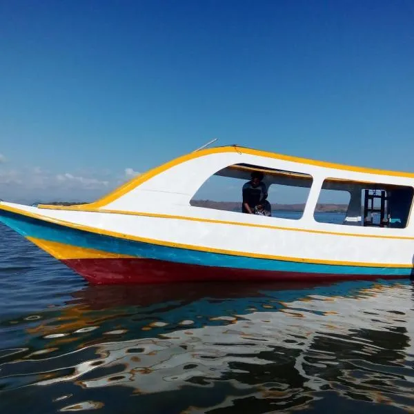 Whale sharks tour agency, Hotel in Belo