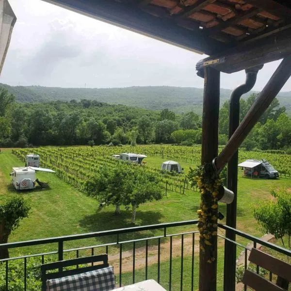 Purple Eye Camp & Winery, hotel en Podgorica