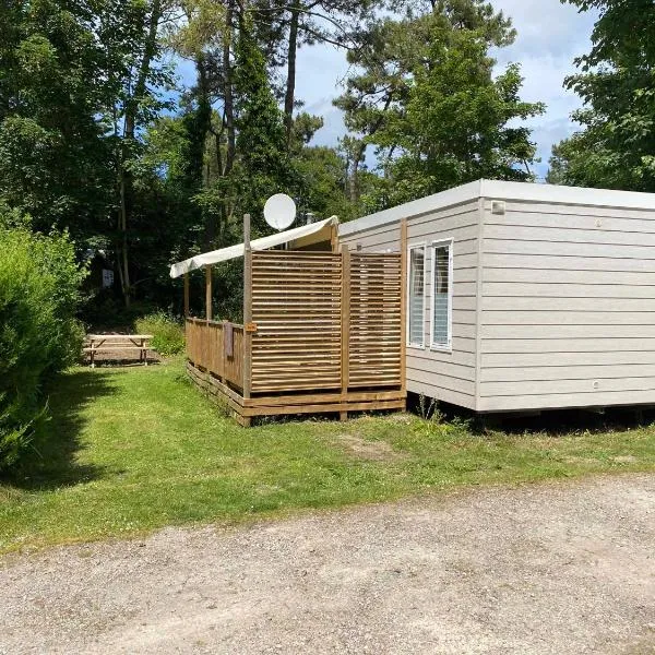 Mobile home luxe au calme - 6 pers - 3 ch - 2 sdb、カミエのホテル