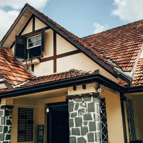 Garibaldi Hostel & Pub, hotel in Curitiba