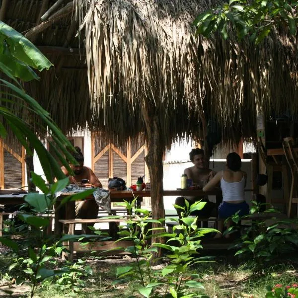 Hostel Nugeku, hotel en Rincón