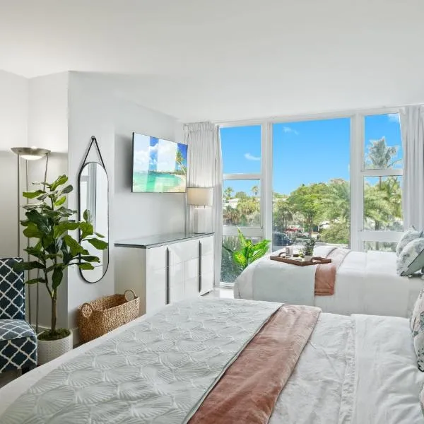 Beach Front 2 Bed Condo - Pool & Tiki Bar, hotel i Fort Lauderdale