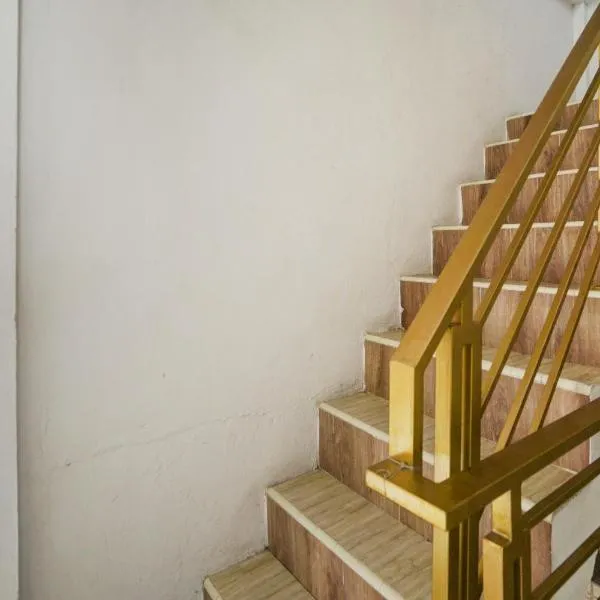 Hotel O Karisma Residence, hotel in Balige