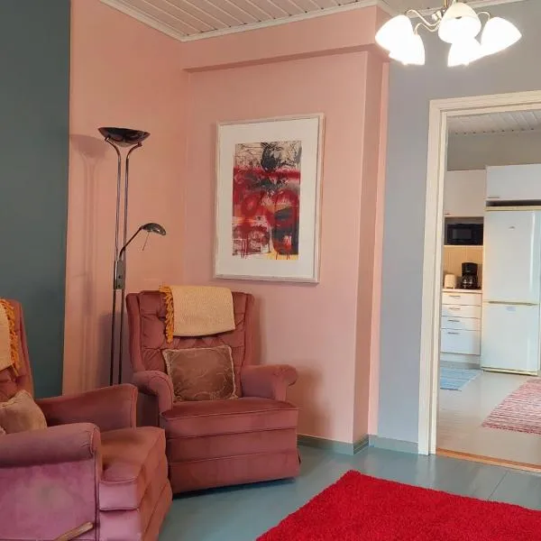 Taideniityn Maa 1 - 4lle, hôtel à Varkaus