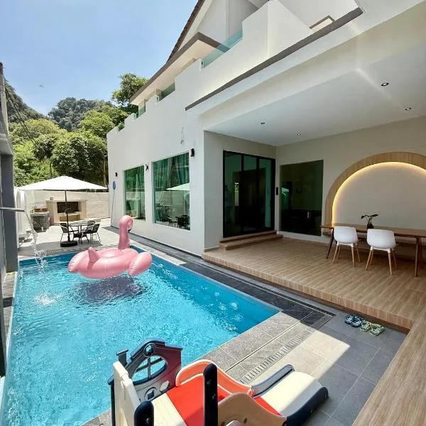 LYL EvenHill Private Pool-18-23pax 5BR, ξενοδοχείο σε Ipoh