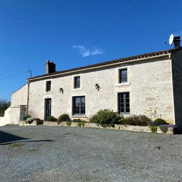 Les Puvinieres, hotel in Breuil-Barret