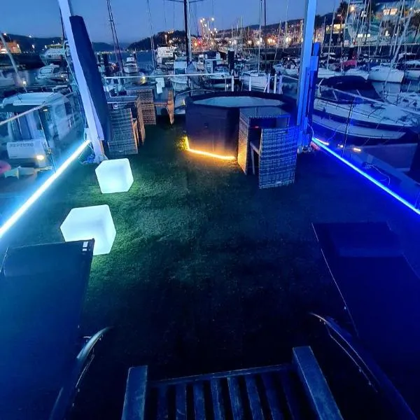 Viesnīca Barco-Apartamento en el Náutico de Vigo Bigo