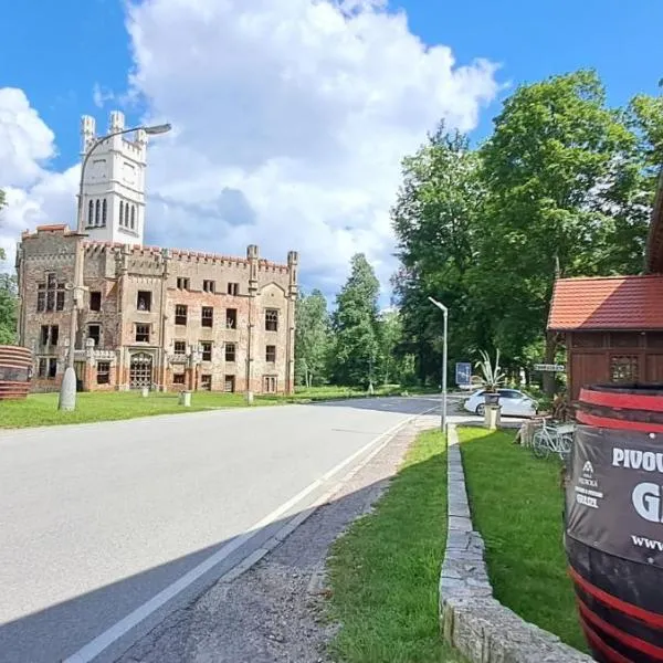 Pivovar a Penzion GRASEL, khách sạn ở Český Rudolec