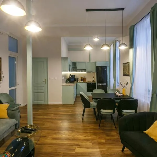 Klimt's Puzzle Suite、ソフィアのホテル