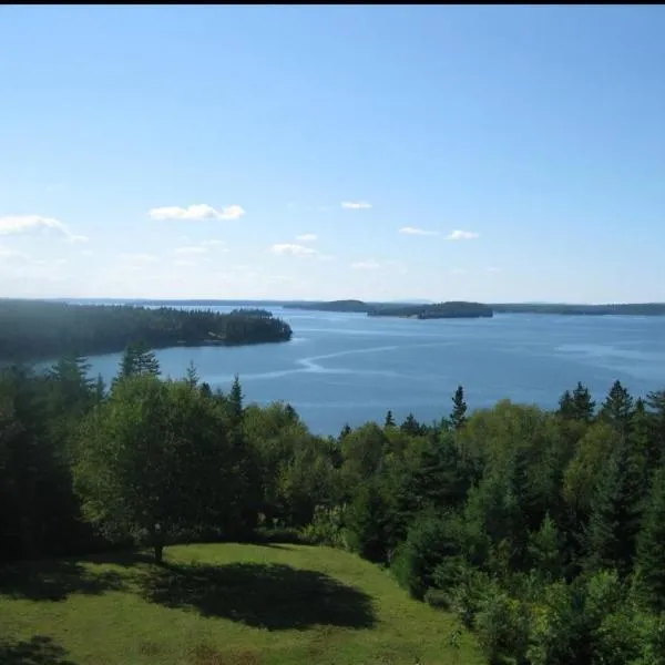 Bluff House Inn, hotel in Gouldsboro