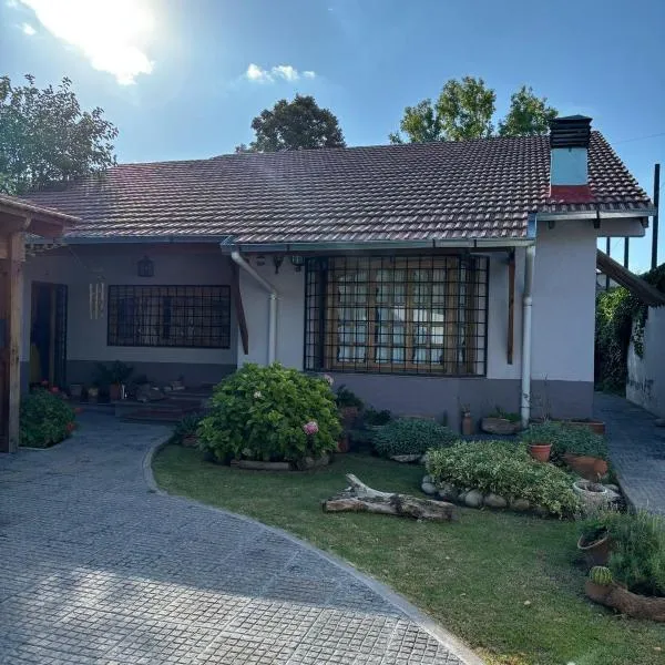 NEWEN POSADA, hotel in La Consulta